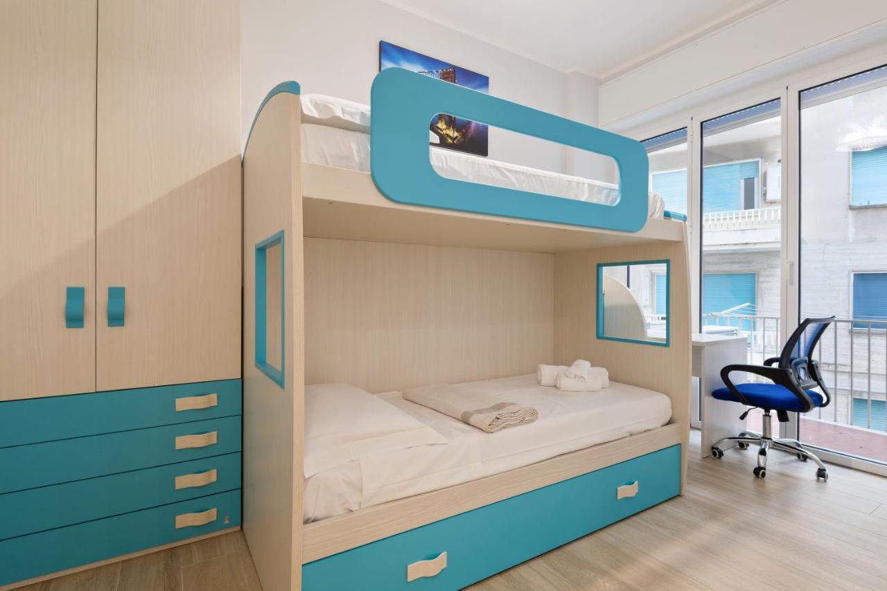 Modern Flat 250 Mt From The Sea - Albissola Marina Apartment Bagian luar foto