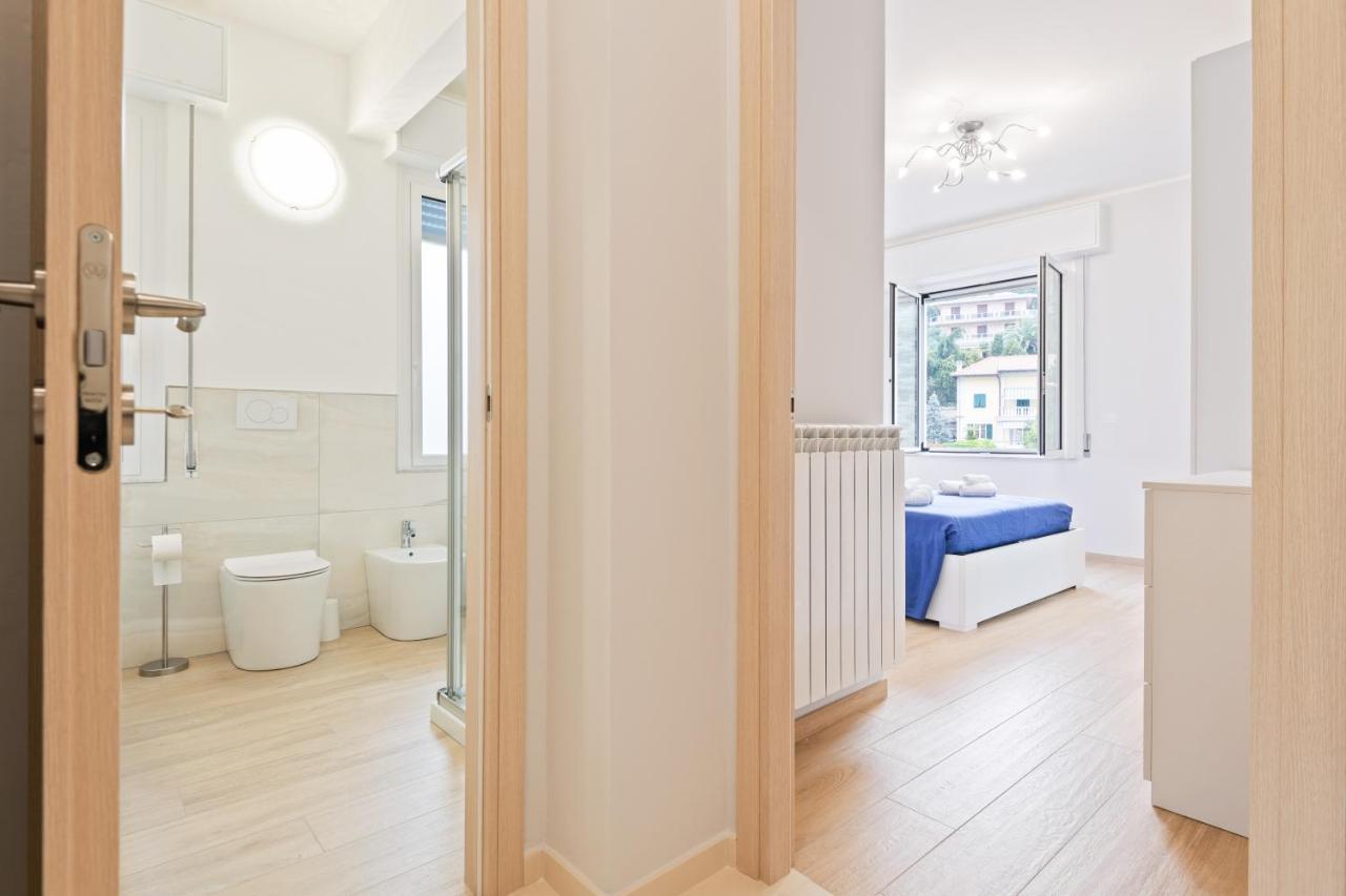 Modern Flat 250 Mt From The Sea - Albissola Marina Apartment Bagian luar foto