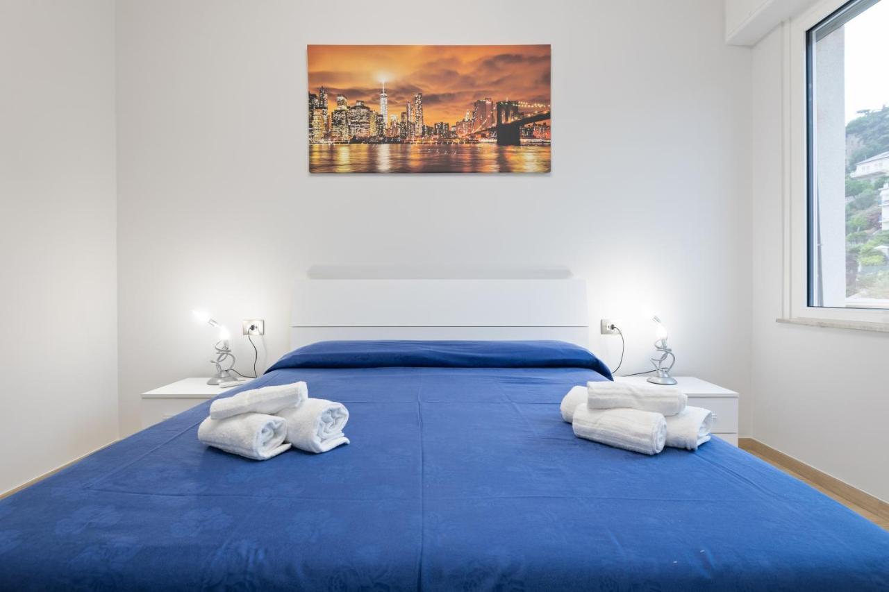 Modern Flat 250 Mt From The Sea - Albissola Marina Apartment Bagian luar foto